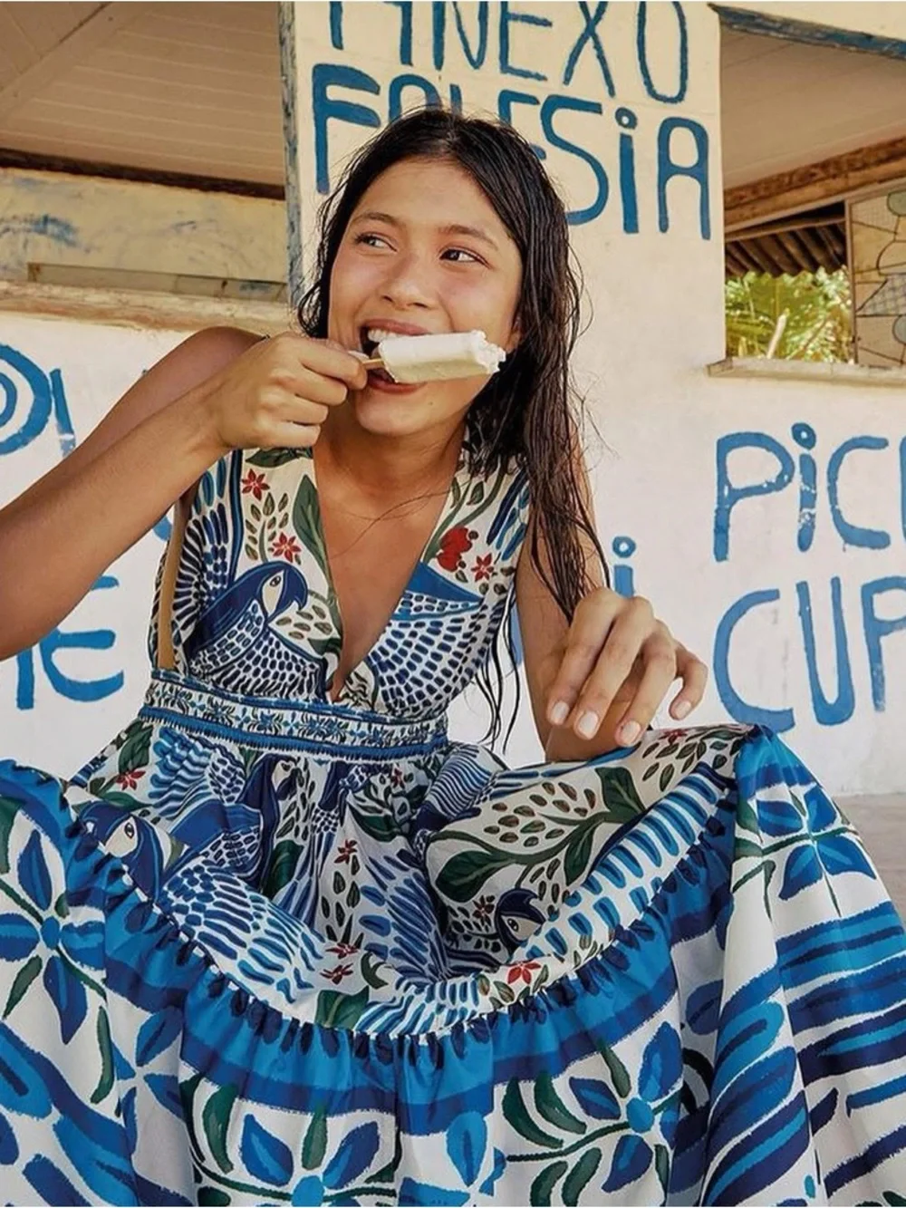 Farm Rio Blue Parrot Print Midi Dress – Limited Edition – Size L - Picture 5 of 7